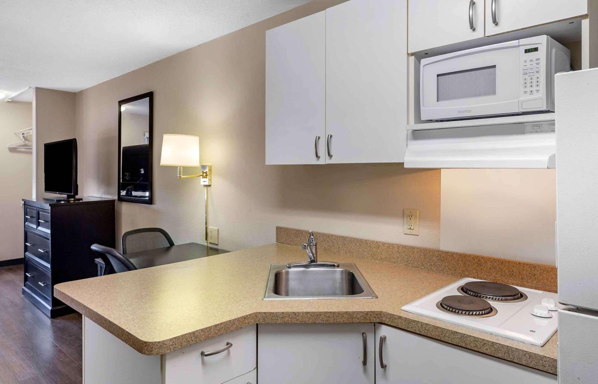 Extended Stay America Suites - Philadelphia - Bensalem Dış mekan fotoğraf