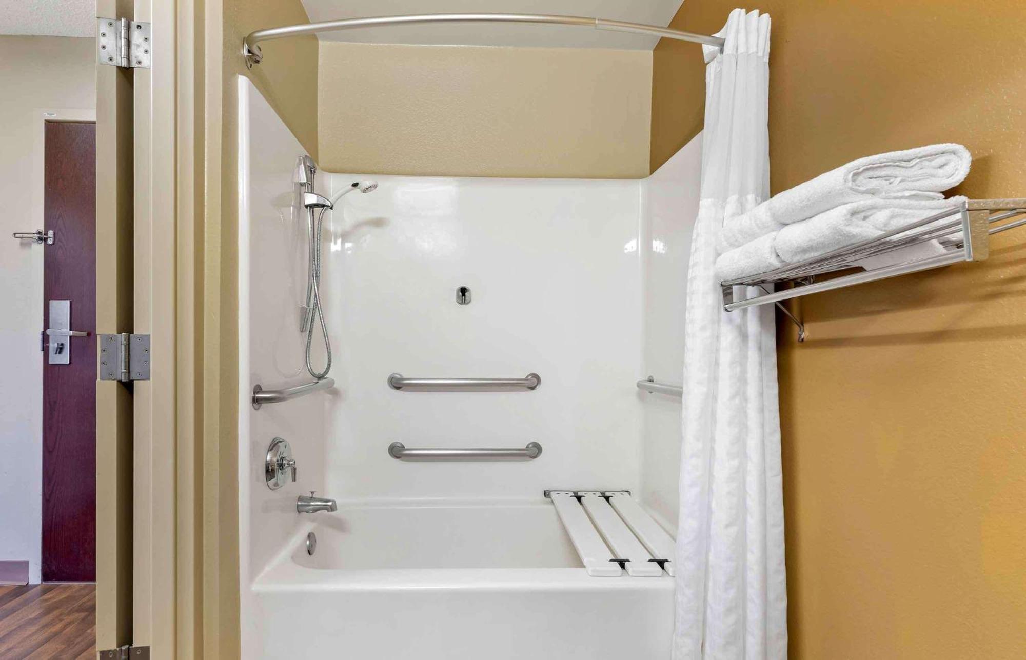 Extended Stay America Suites - Philadelphia - Bensalem Dış mekan fotoğraf